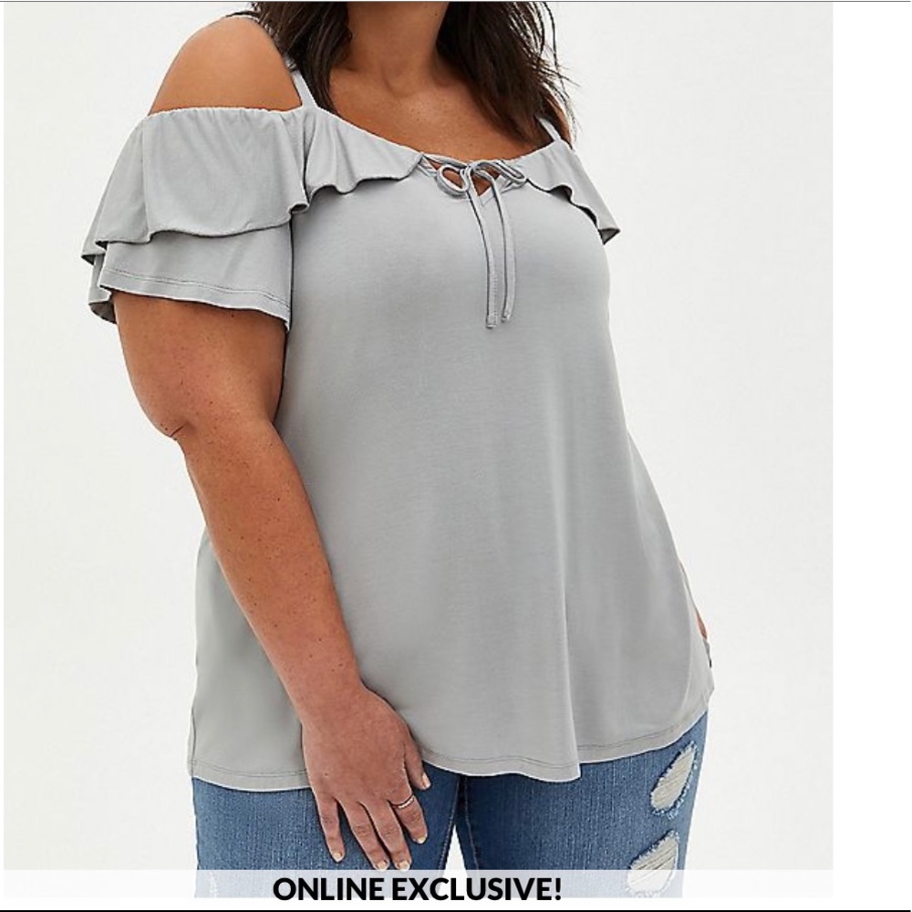 OFF SHOULDER TOP